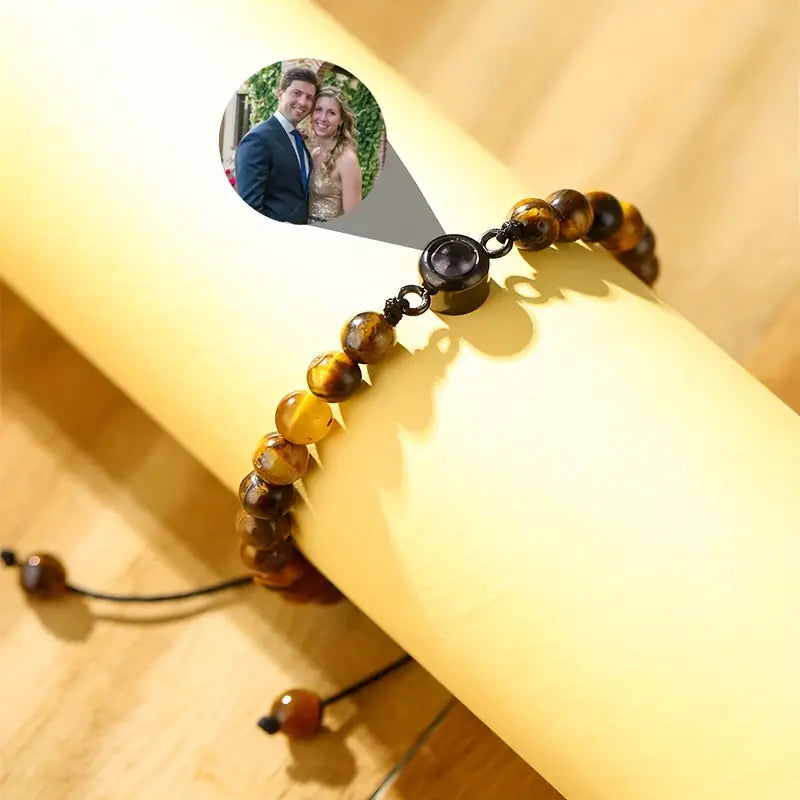 Pulsera de Proyección Personalizada con Piedra Natural – Un Recuerdo Siempre Contigo