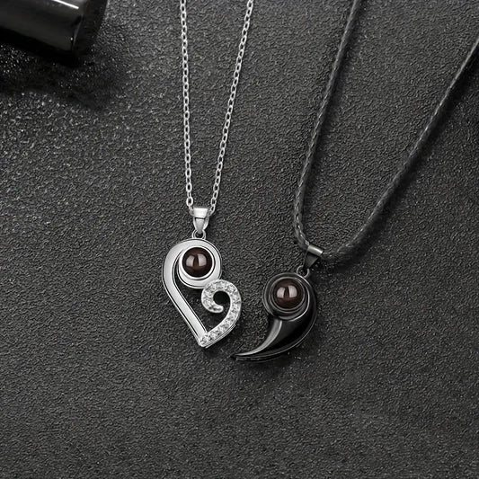 Collar con Colgante de Proyección Personalizado – Ying Yang, Un Símbolo de Conexión